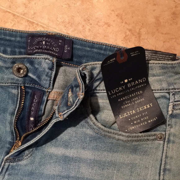 Lucky brand wash style jeans - Picture 4 of 7